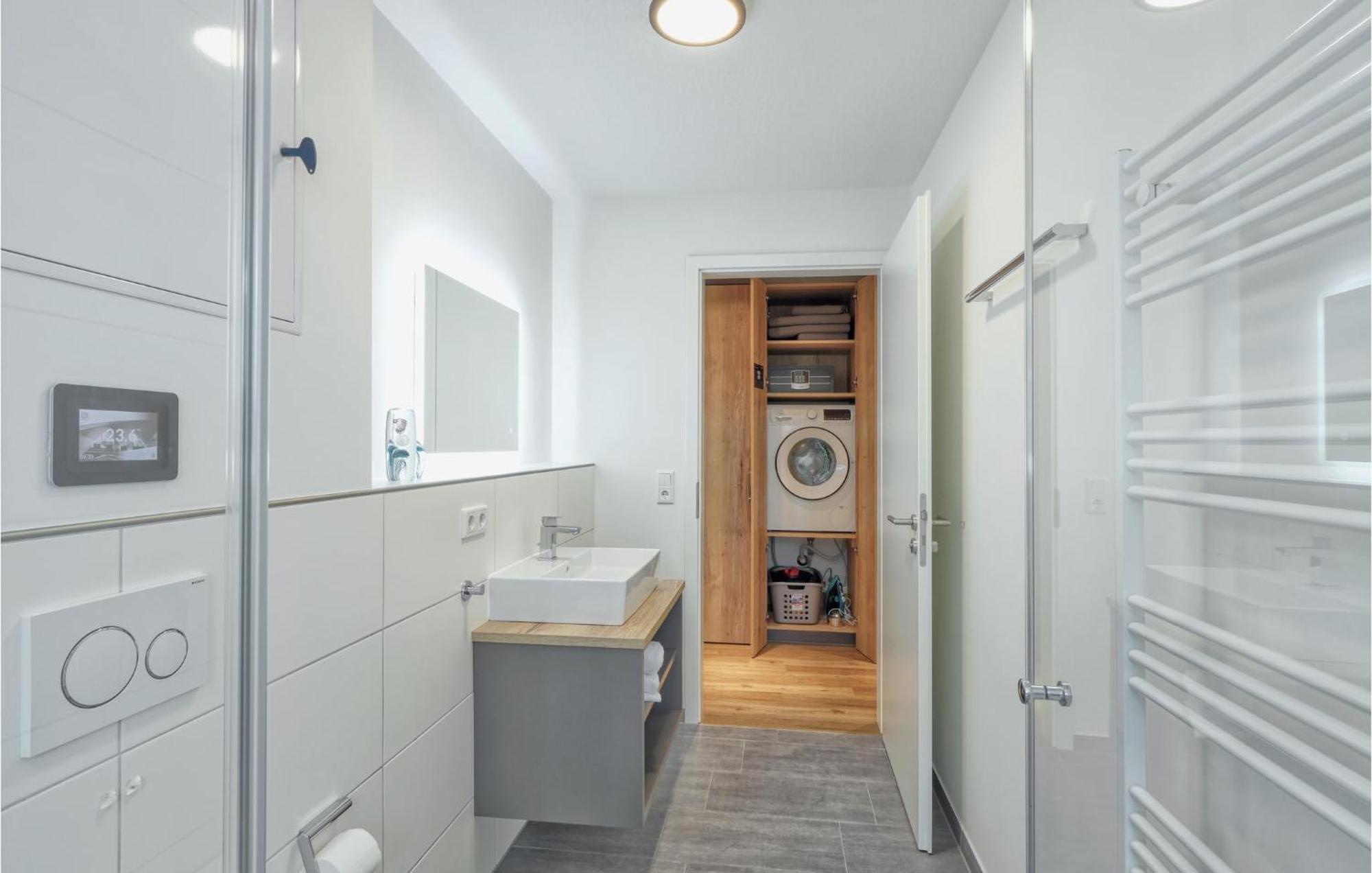 Beautiful Apartment In Nordstrand With Kitchen Exterior foto